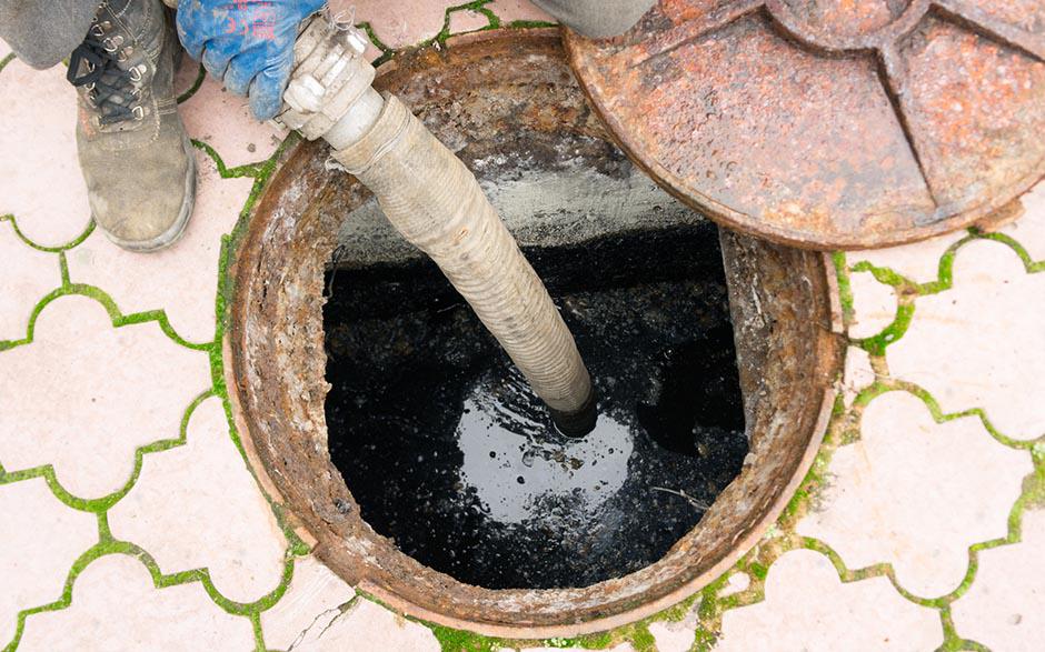 déboucher canalisation soude Breuillet